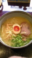 「鶏骨ラーメン（太麵）（700円）」@麺's たぐちの写真