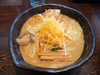 「ラーメン　大盛（味噌味）　７５０円」@麺や 蒼 AOIの写真