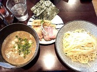 「こってり系 つけ麺（麺少なめ150g）730円」@麺処 ほん田 nijiの写真