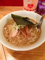 「醤油ラーメン」@イケ麺 八王子店の写真