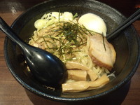 「初代油そば大」@油屋製麺 神田本店の写真