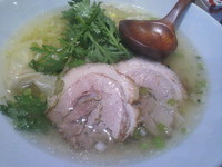 「本丸塩らー麺」@横濱元町 本丸亭 横浜店の写真