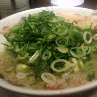 「ラーメン 650円(背脂多め、ネギ多め、一味唐辛子抜き)」@来来亭 野田みずき店の写真