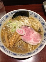 「煮干そば750円 大盛100円」@煮干中華そば 鈴蘭 新宿店の写真