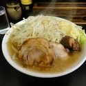 ラーメン中盛　740円　野菜すこし多め