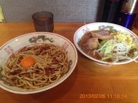 「小ラーメン つけそば＋生姜」@豚星。の写真