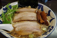 「醤油ラーメン」@ラーメンつけ麺 奔放の写真