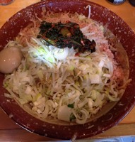 「【限定】純汁無し脂そば（750円）アブラニンニク」@豚星。の写真