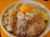 「汁なし（ニンニク・アブラ）750円」@ラーメンエース 八王子店の写真