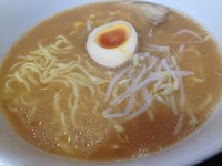 「味噌 250円」@日清ラ王 袋麺屋 阪急梅田店の写真