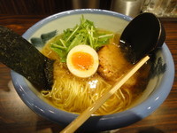 「塩らーめん　淡麗（７５０円）」@AFURI 麻布十番店の写真