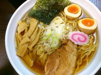 「醤油そば＋味玉（大盛）」@麺屋 TAKUの写真