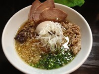 「牛醤油らぁ麺」@牛薫る麺処 嵐風（ARAKAZE）の写真