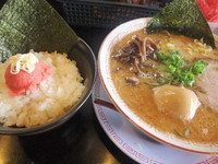 「限定魚介とんこつラーメン味玉入り」@博多長浜らーめん 六角堂の写真