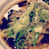 「ラーメン(小)＋ライス(小)＋生卵」@大喜 根塚店の写真