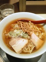 「喜多方らーめん(醤油)」@麺や 七彩 東京駅の写真