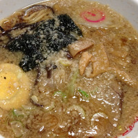 「こってりラーメン」@ハイらーめんデス 駅前店の写真