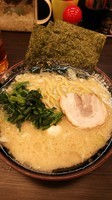 「ラーメン醤油大盛（麺固め）」@横浜家系ラーメン 大黒家の写真