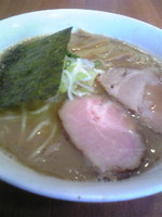 「らーめん（250g）濃厚鶏豚スープ」@麺屋 清水の写真