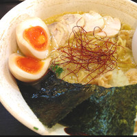 「特製濃厚塩鶏そば」@濃厚鶏そば 晴壱の写真