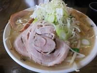 「麺少なめみそらーめん650円野菜、メンマ増し、ＨＰクーポン」@こってりらーめん 誉の写真