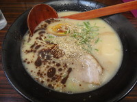 「とんこつラーメン」@らーめん家 桂花亭の写真