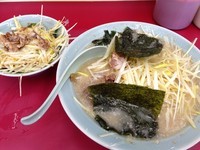 「ネギ塩ラーメン 580 + ミニネギ丼 250」@ラーメンショップ 牛久結束店の写真
