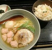 「銀笹塩ラーメン＋鯛つみれ＋味付け玉子＋鯛飯」@麺処 銀笹の写真