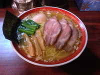 「特製らーめん(細麺)大盛」@麺処 懐やの写真