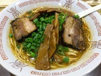 「和歌山醤油豚骨中華そば ￥770」@食堂 七彩の写真