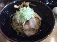 「油そば（醤油）+半熟玉子」@天下一油そば 立川店の写真