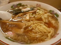 「正油ワンタン」@新橋 柳麺の写真