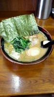 「醤油ラーメン＋味玉＋白飯」@壱成家 南越谷本店の写真
