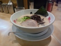 「とんこつラーメン」@博多風龍 百軒店店の写真