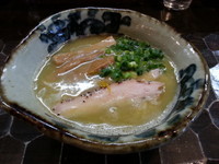 「純鶏そば　700円」@特級鶏蕎麦 龍介の写真