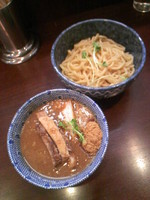 「つけ麺７５０円+叉焼(ｵｰﾌﾟﾝｻｰﾋﾞｽ)通常２００円」@麺屋 一慶の写真