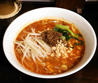 「坦々麺￥８８０」@自家製麺ほうきぼし 神田店の写真