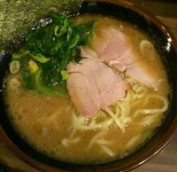 「ラーメン・700円」@神田ラーメン わいず 神田本店の写真