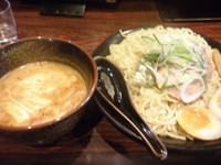 「辛味噌つけ麺（８５０円）特盛無料」@北海道らーめん ひむろ 錦糸町店の写真