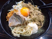 「蕾のまぜそば800円」@豚骨醤油 蕾の写真