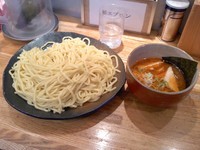 「辛つけ麺、特盛、辛さ２倍」@つけ麺屋 やすべえ 下北沢店の写真