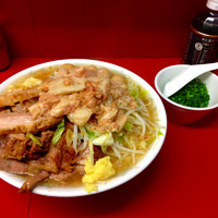 「大豚ミソラーメン＋ウズラ＋コネギ「ニンニクアブラマシマシヤサイス」@ラーメン二郎 西台駅前店の写真