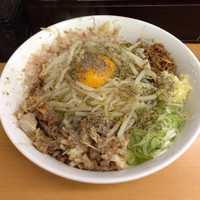 「汁なし¥700 + チーズ¥50」@ラーメン ○菅の写真