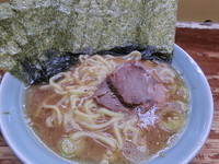 「ラーメン（650円）＋海苔（100円）」@まこと家の写真