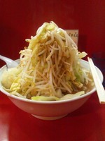 「小ラーメン＋ヤサイW、カラメ、タマネギ」@麺屋 桐龍の写真