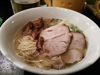 「【本日の限定】肉煮干しらーめん800円＋ビール」@らーめん こてつの写真