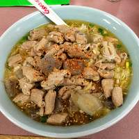 「塩ラーメン+モツ煮」@くるまやラーメン おゆみ店の写真