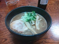 「魚介豚骨らーめん(細麺)+麦酒」@ラーメン ひかりの写真