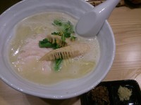 「鶏白湯SOBA、並」@銀座 篝の写真