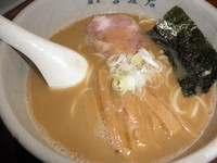 「らーめん　「750円」」@麺屋吉左右の写真